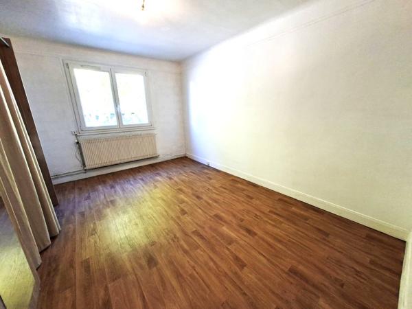 Appartement 2 pièces à rénover