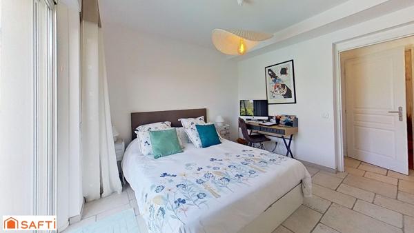 Villa récente à pied centre ville et plages Saint AYGULF