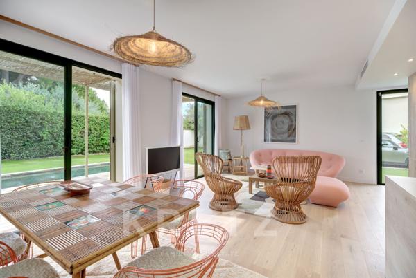 Villa neuve dans un écrin de verdure au Cap d'Antibes