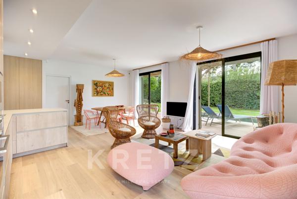 Villa neuve dans un écrin de verdure au Cap d'Antibes