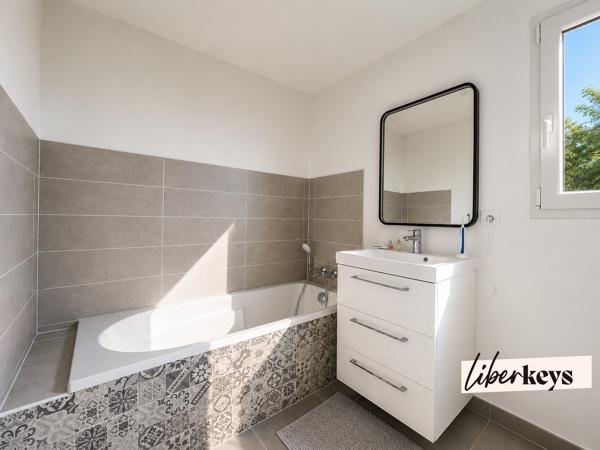 Maison à vendre à Saint-Jean-le-Blanc (45650) avec suite parentale au rez-de-chaussée