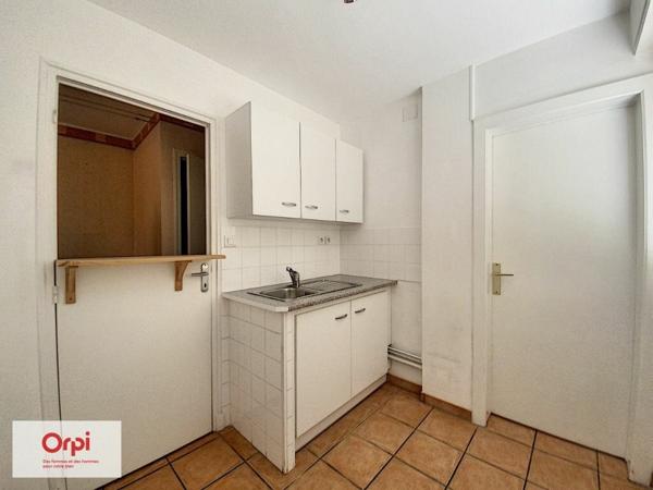Appartement à louer    1 pièce • 44,57 m2 Montluçon