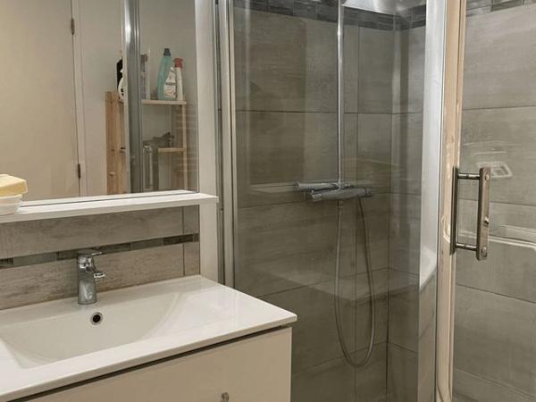 Location Studio 26.96 m² - 10-12-14 RUE RAYMOND POINCARE Rambouillet 78120