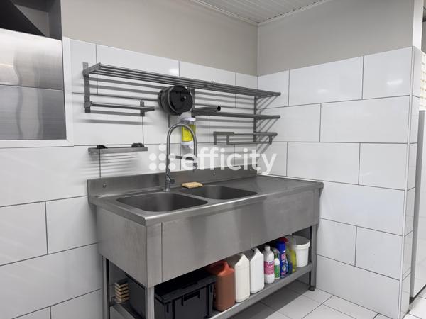 Local Commercial 2 pièces - 78 m² Exclusivité efficity