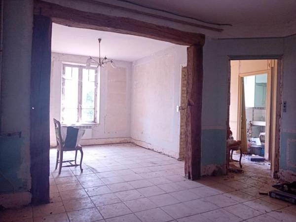 A rénover - Maison 91.51m2 08400