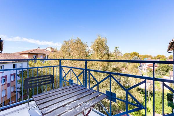Appartement en dernier étage avec balcon et parking à Toulouse