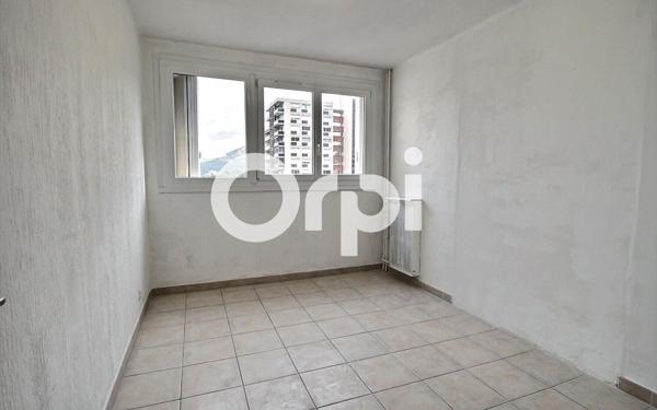 Appartement à vendre    4 pièces • 79 m2 Marseille 10