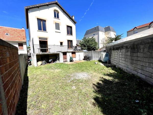 Le Blanc-Mesnil (93150) Maison 4 chambres proche RER B et futur métro