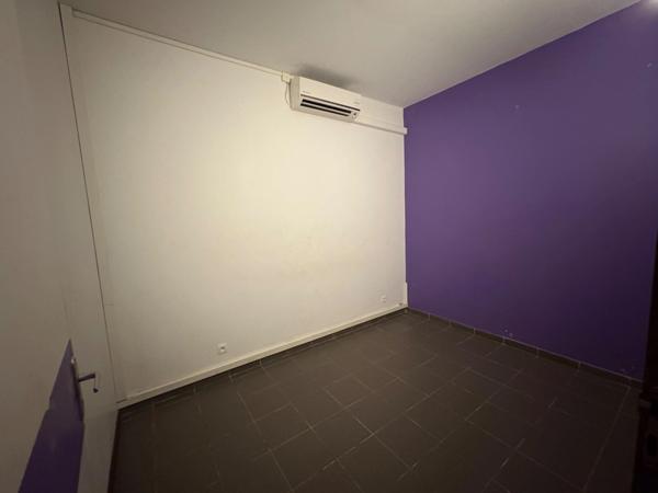 Local/bureau à louer ()