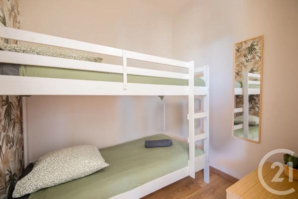 Appartement F1 à vendre  1 pièce - 39 m 2   VILLEFRANCHE SUR MER  - 06