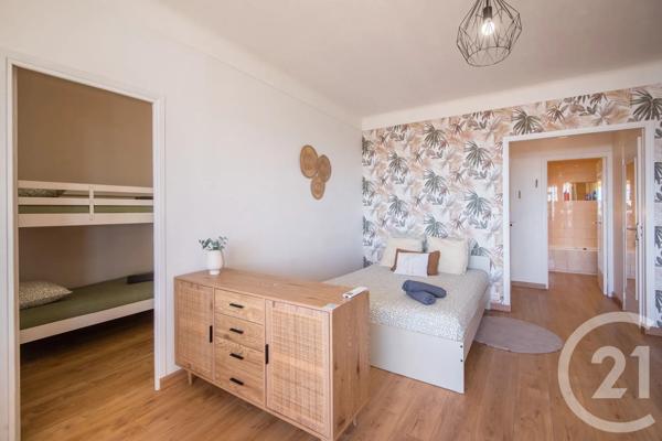 Appartement F1 à vendre  1 pièce - 39 m 2   VILLEFRANCHE SUR MER  - 06