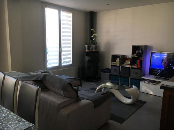 Maison 6 pièces rénovée de 92,55m2 avec double habitation à Bondy (93140) |Terrain 290m²| 2 stationnements privés