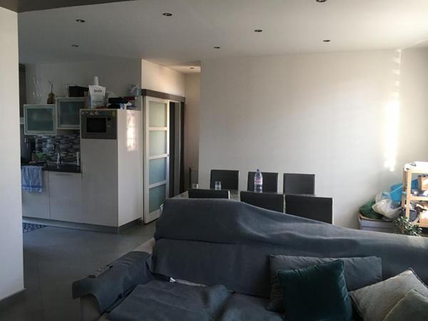 Maison 6 pièces rénovée de 92,55m2 avec double habitation à Bondy (93140) |Terrain 290m²| 2 stationnements privés