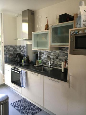 Maison 6 pièces rénovée de 92,55m2 avec double habitation à Bondy (93140) |Terrain 290m²| 2 stationnements privés