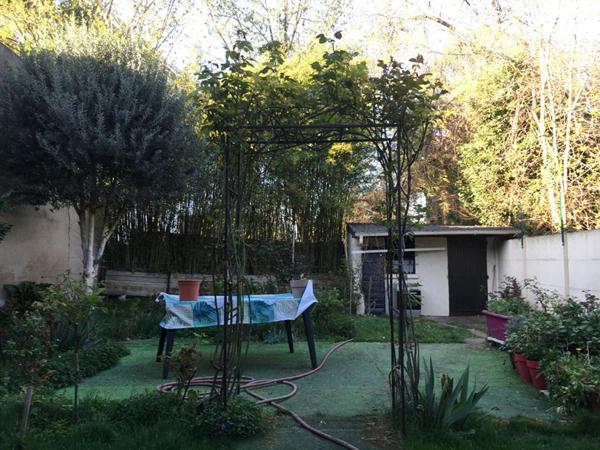 Maison 6 pièces rénovée de 92,55m2 avec double habitation à Bondy (93140) |Terrain 290m²| 2 stationnements privés