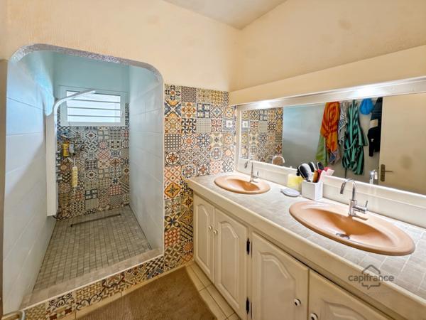 🏡 Villa d’Exception avec Vue Mer – Bois de Nèfles, Saint-Denis