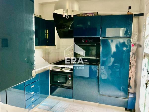 Maison d'Exception à La Gaude - Charme Années 60 avec Piscine et Vue Dégagée