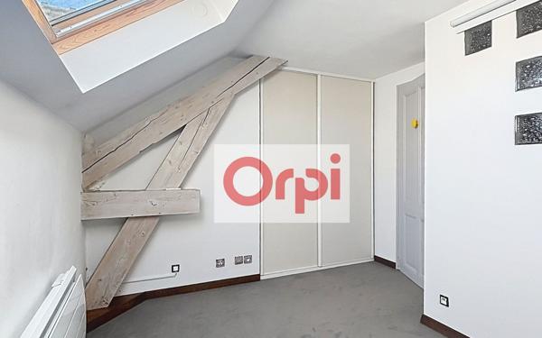Appartement à louer    3 pièces • 70 m2 Annemasse