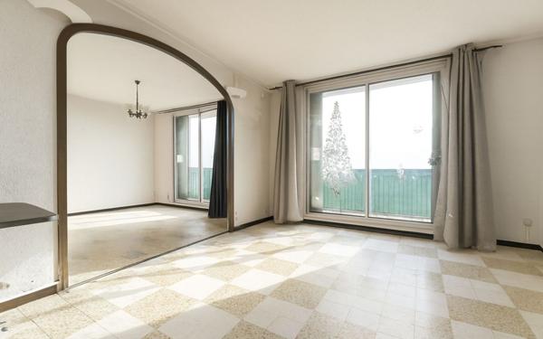 Appartement à vendre    2 pièces • 55 m2 Nîmes