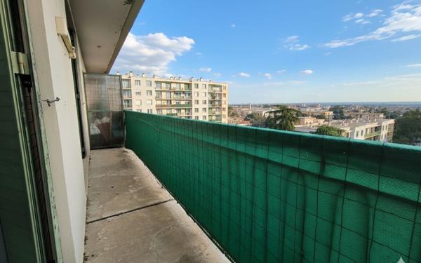 Appartement à vendre    2 pièces • 55 m2 Nîmes