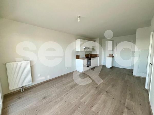 Location 2 Pieces 40 80000 Amiens 25 1633 01 0014