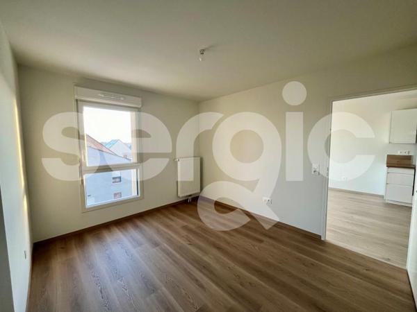 Location 2 Pieces 40 80000 Amiens 25 1633 01 0014
