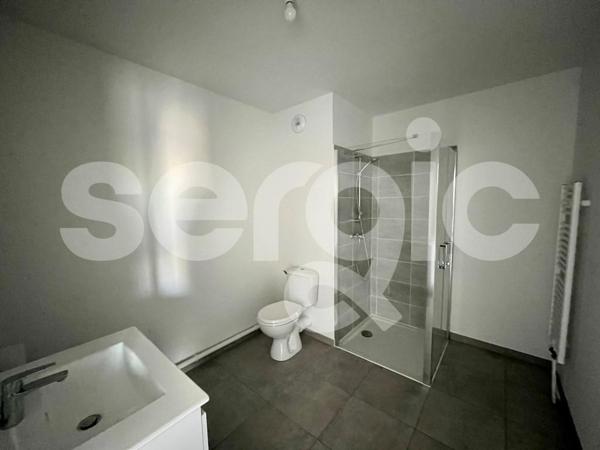 Location 2 Pieces 40 80000 Amiens 25 1633 01 0014