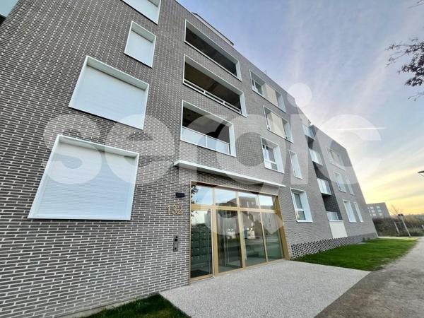 Location 2 Pieces 40 80000 Amiens 25 1633 01 0014