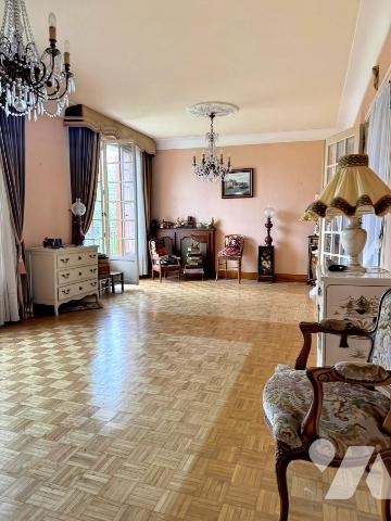 EXCLUSIVITÉ - Maison sur cave non mitoyenne, trois chambres