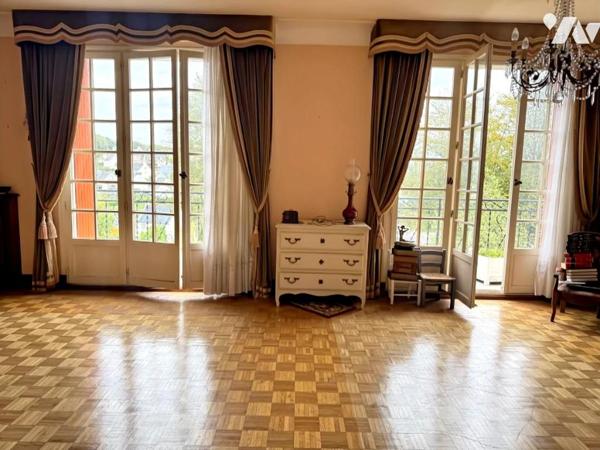 EXCLUSIVITÉ - Maison sur cave non mitoyenne, trois chambres