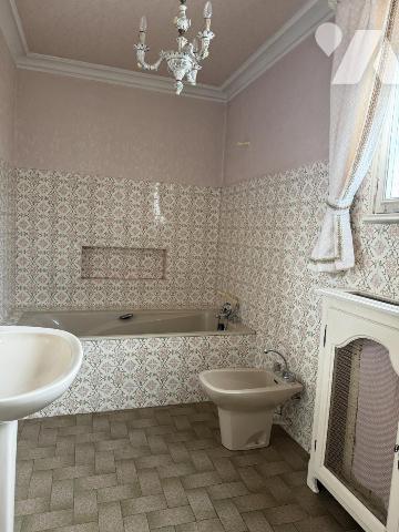 EXCLUSIVITÉ - Maison sur cave non mitoyenne, trois chambres