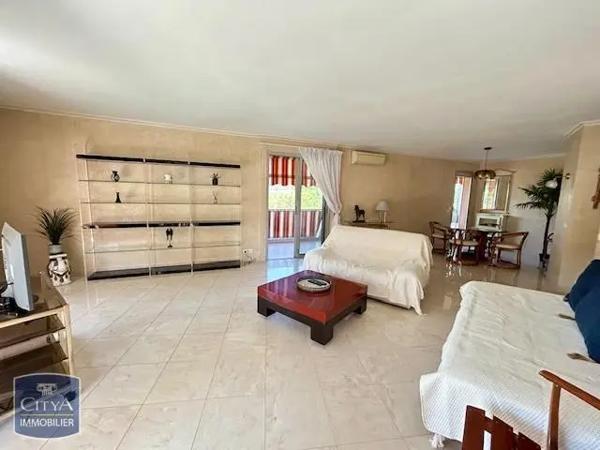 Appartement à louer 3 pièces 107m² Mandelieu-la-Napoule (06210)