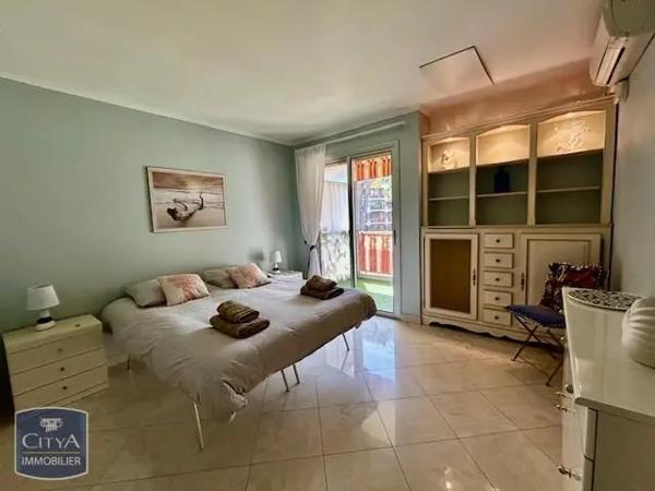Appartement à louer 3 pièces 107m² Mandelieu-la-Napoule (06210)
