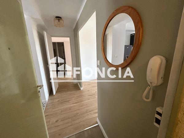 Location Appartement meublé 3 pièces 57 m² - Salon De Provence 13300