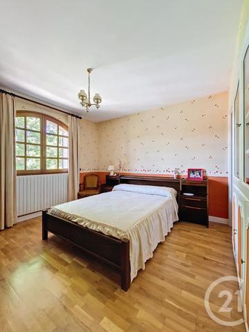 Maison à vendre  7 pièces - 189,70 m2 ROMAGNAT - 63