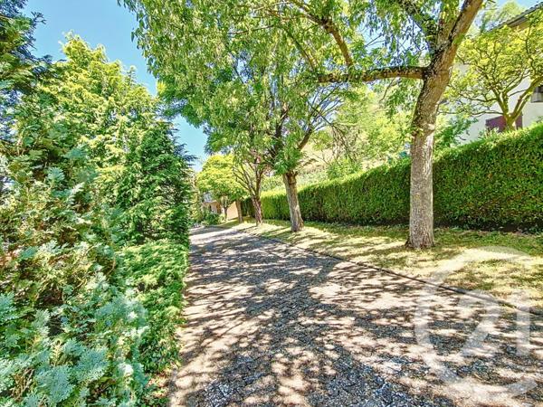 Maison à vendre  7 pièces - 189,70 m2 ROMAGNAT - 63