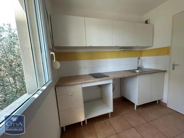 Appartement à louer 3 pièces 54.63m² Nîmes (30000)