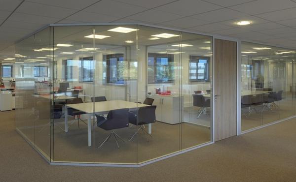 Bureaux à vendre ou à louer à Colombes campus rénové et modulable
