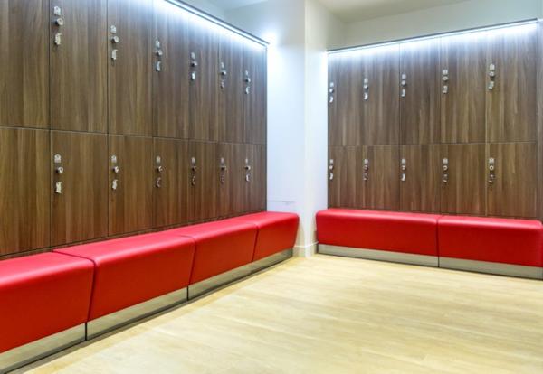 Bureaux à vendre ou à louer à Colombes campus rénové et modulable