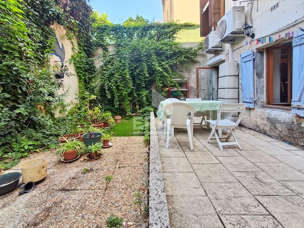 À VENDRE Grand Studio de 45 m² avec Jardin Privatif de 35 m²
