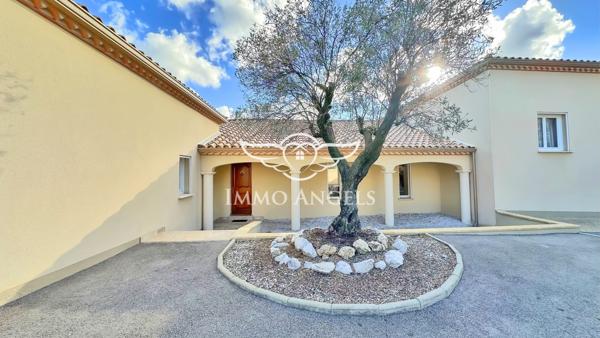 VILLA belles prestations 3chambres, T2 independant modulable, piscine, garage, calme