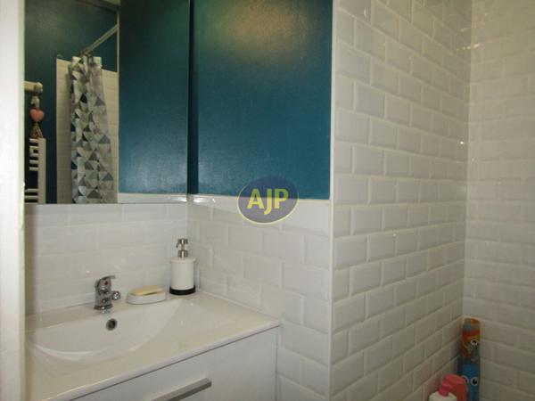 Appartement à vendre Lacanau Ocean - 2 pièces, 30m² avec 1 chambre(s) à 196 000€ - AJP Lacanau Immobilier
