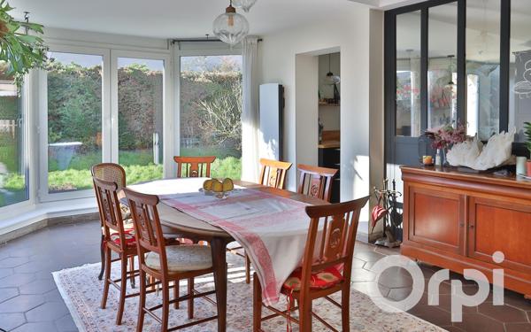 Maison à vendre    6 pièces • 187,02 m2 Osny