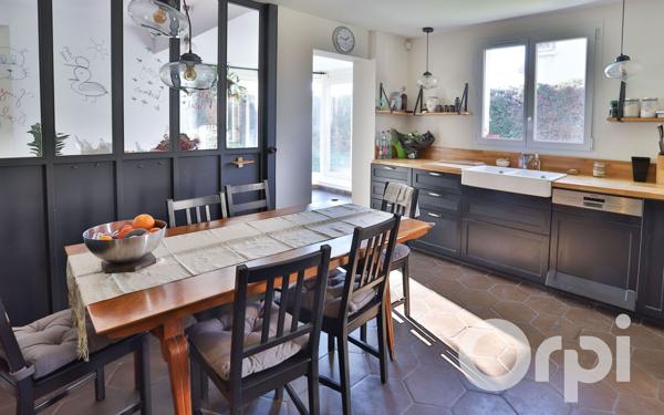 Maison à vendre    6 pièces • 187,02 m2 Osny