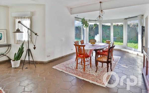 Maison à vendre    6 pièces • 187,02 m2 Osny