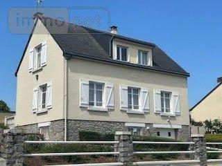 Maison à vendre à Baugé-en-Anjou dans le Maine-et-Loire (49150), ref : LB/2577   
centre