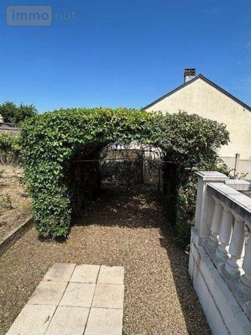 Maison à vendre à Baugé-en-Anjou dans le Maine-et-Loire (49150), ref : LB/2577   
centre