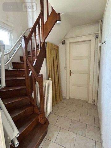 Maison à vendre à Baugé-en-Anjou dans le Maine-et-Loire (49150), ref : LB/2577   
centre