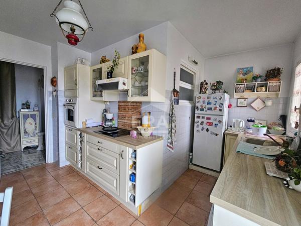 Appartement 2 pièces à vendre à Vence avec vue mer et montagne