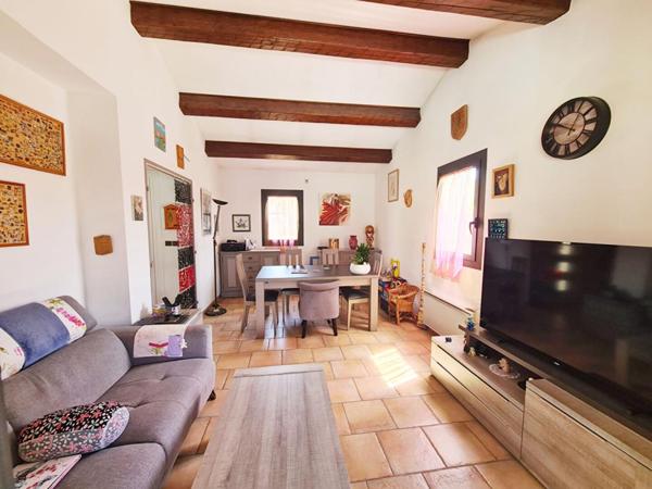 VILLA T4 AVEC PISCINE